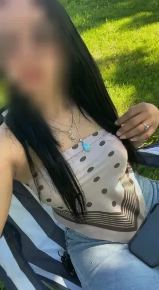 Cornelia, 25