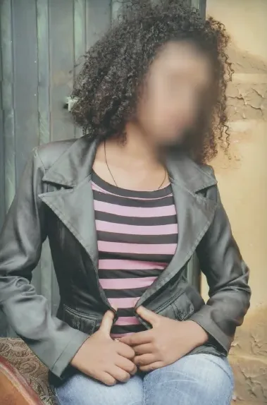 Emilia, 24