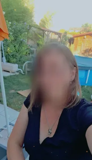 Lena, 37