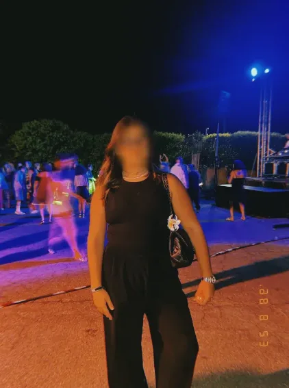 Patricia, 18