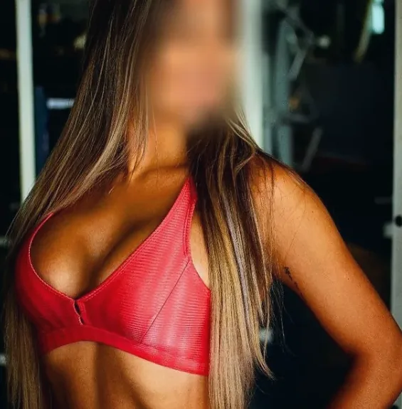Sanja, 30